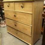 802 3379 CHEST OF DRAWERS